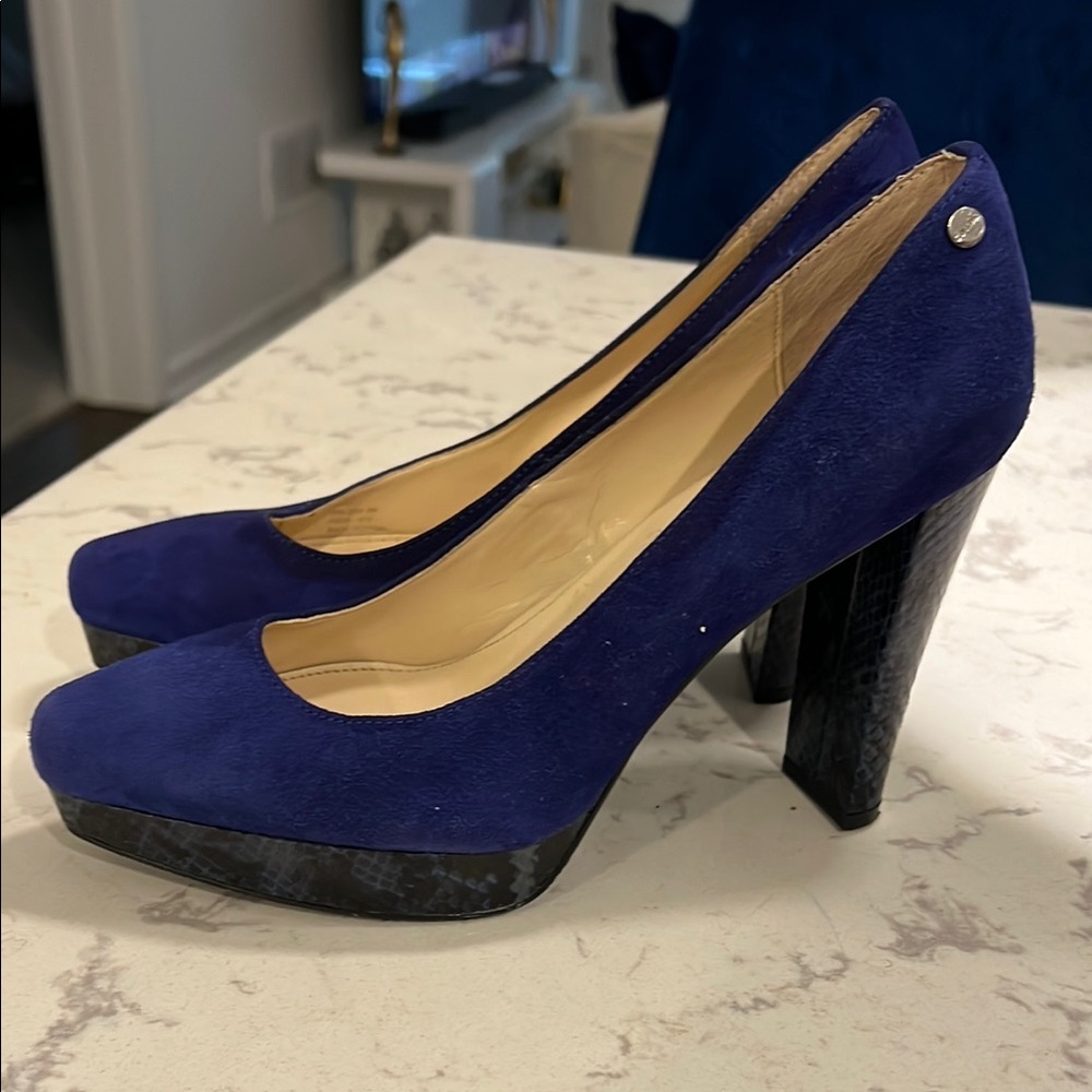 Elegant Blue Women's Heels